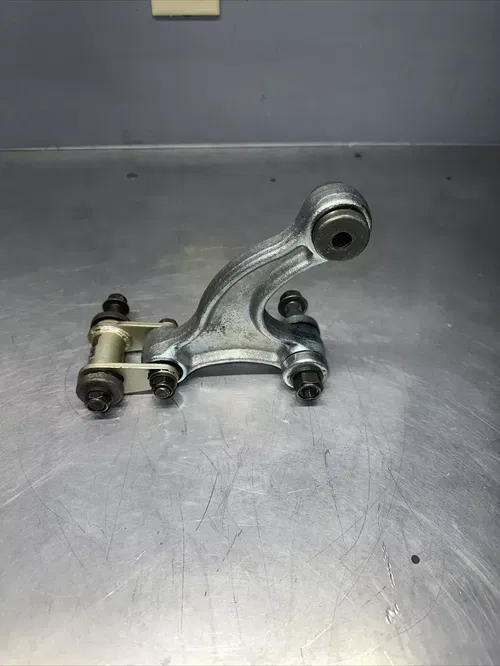2002 TTR125L Rear Lower Suspension Linkage Link