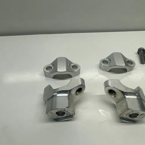 2021 GasGas EX350F Handlebar Clamp Set Bar 00050000921 MC EX SX KTM HUS
