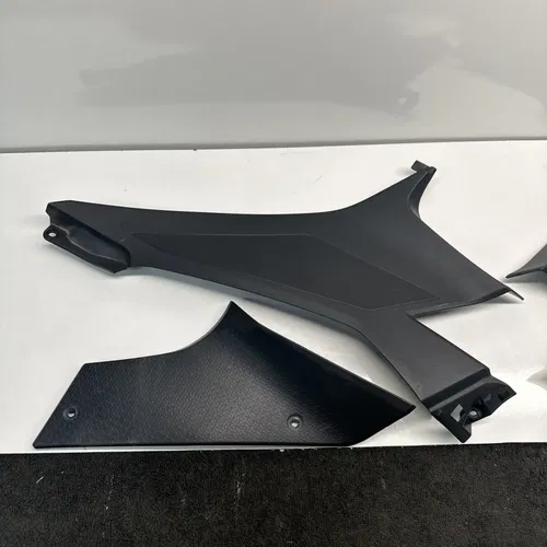 2024 24 Kawasaki Ninja 500 EX500 Knee Cover Fairing Left Right Cowl Body