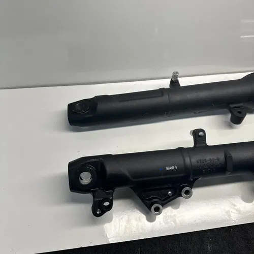2024 KAWASAKI NINJA 500 ABS FRONT FORKS SHOCK SUSPENSION SET PAIR Damaged