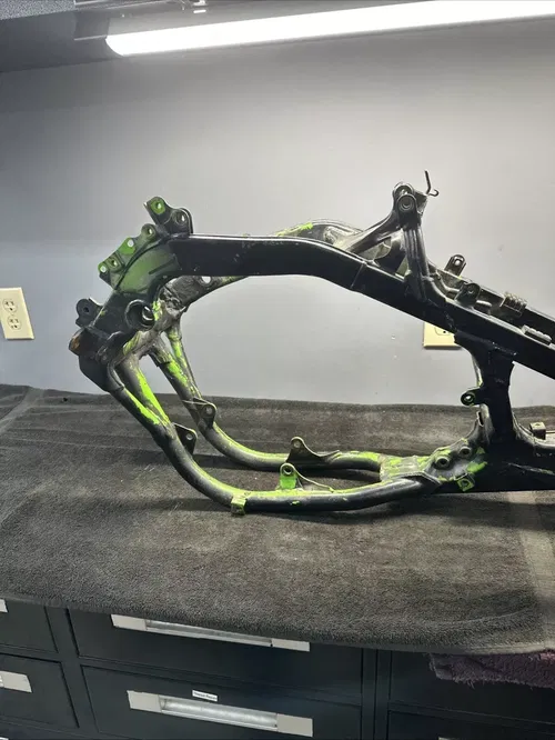 1998 Kawasaki KX250 KX 250 Frame Cradle Engine Mount
