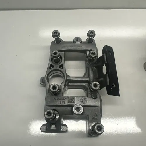 2024 KTM 250 SX-F Cylinder Head 52 Hours OEM Engine Top End SXF A46036020044