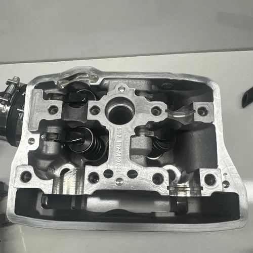 2024 KTM 250 SX-F Cylinder Head 52 Hours OEM Engine Top End SXF A46036020044