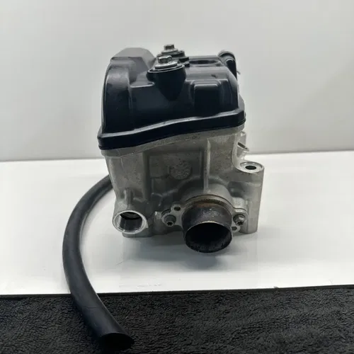 2024 KTM 250 SX-F Cylinder Head 52 Hours OEM Engine Top End SXF A46036020044