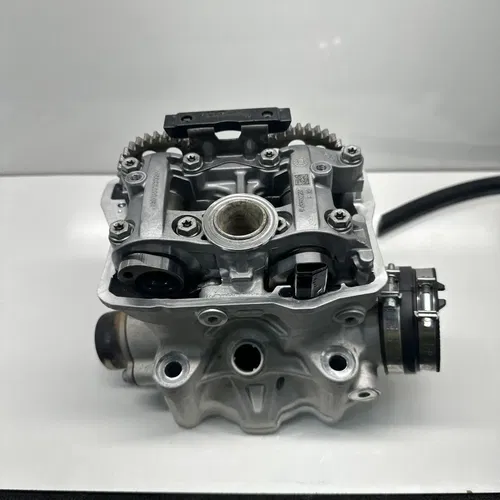 2024 KTM 250 SX-F Cylinder Head 52 Hours OEM Engine Top End SXF A46036020044