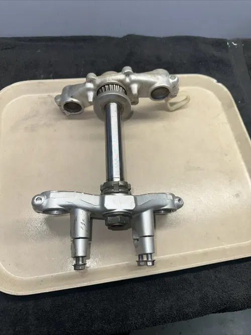 2002 Yamaha TTR125 TT-R 125L Upper And lower Triple Tree Steering Stem
