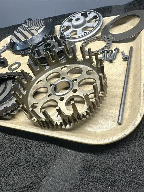 2024 KTM 250SXF Clutch Assembly OEM Basket Hub Plate Kit Spring Bolt 250 SXF