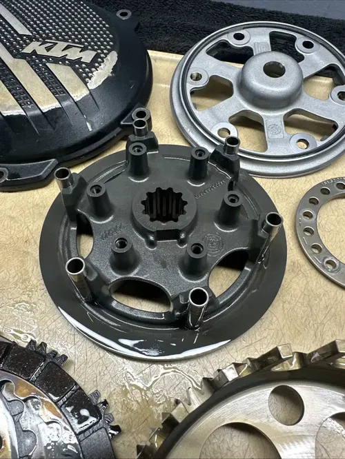 2024 KTM 250SXF Clutch Assembly OEM Basket Hub Plate Kit Spring Bolt 250 SXF