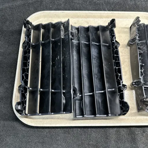 KTM 250 SX-F Oem Radiator Louvers 79135034000 Black Plastics Guards 3 Sets