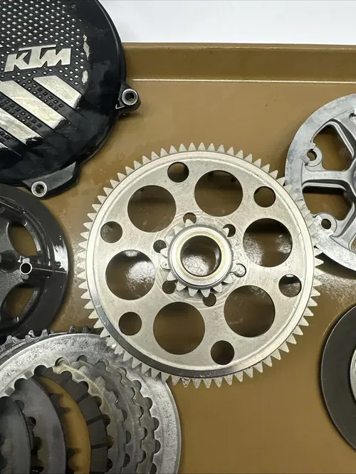 2023 KTM 250XCF Clutch Assembly OEM Basket Hub Plate Kit Spring Bolt 250 XCF