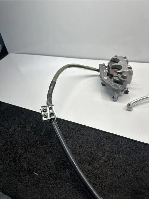 2001 RM250 Front Brake Assembly OEM Master Cylinder Caliper Suzuki RM 250