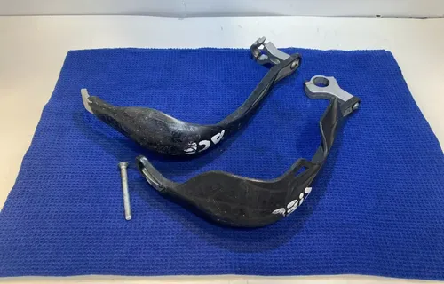 YAMAHA YZ250 YZ125 WRAP AROUND ACERBIS HANDGUARDS YAMAHA YZ125 HAND GUARDS #98