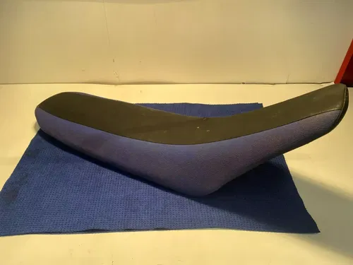 2006 Yamaha YZ85 OEM SEAT ASSEMBLY YZ85 SEAT OEM YAMAHA COVER YZ85 2006
