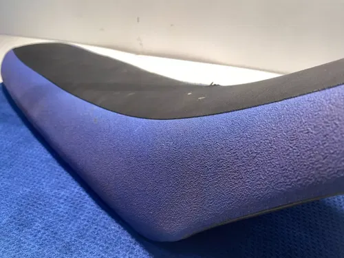 2006 Yamaha YZ85 OEM SEAT ASSEMBLY YZ85 SEAT OEM YAMAHA COVER YZ85 2006