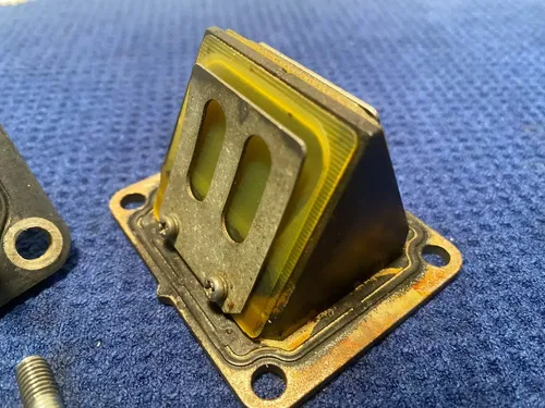 02-12 Yamaha YZ85 YZ 85 Reeds Boot Intake Cage REEDS ASSEMBLY OEM 2006 YZ85