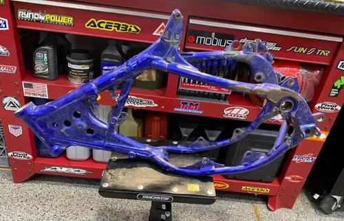 2003 Yamaha YZ85 MAIN FRAME CHASSIS OEM MAIN FRAME YAMAHA YZ85 FRAME WITH/PAPERS