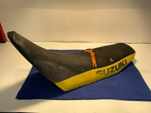 1996-2000 RM125 RM 125 OEM Main Seat Saddle Pillion Foam Base Cover RM125 RM #2