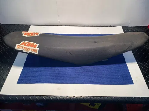 2015 15 KTM 350 EXC-F KTM 350EXC-F 350 OEM Seat Main Cushion SEAT OEM KTM 350
