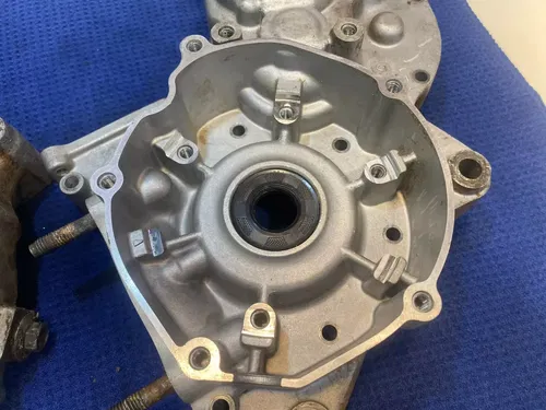 2001 YZ125 YAMAHA OEM CYLINDER TOP END MOTOR BARREL PISTON JUG ENGINE YZ125