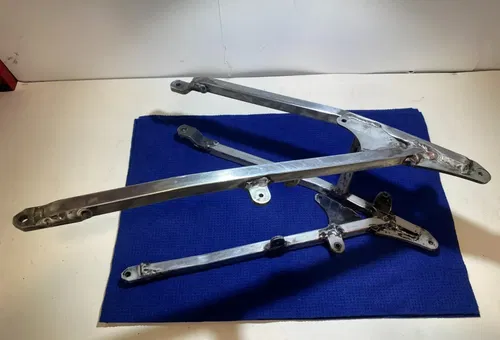 1999 OEM SUZUKI RM250 RM 250 1999 99 SUBFRAME OEM SUB FRAME RM250 SUZUKI RM