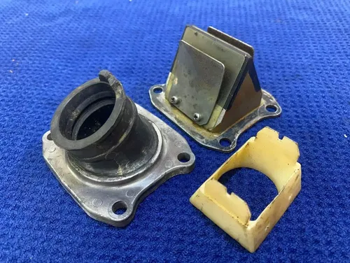 1998 1996-2004 HONDA CR80 CR85 CR85 REED BLOCK INTAKE BOOT ASSEMBLY REED VALVE