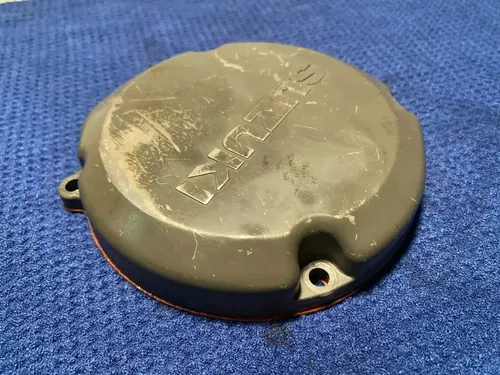 1999 96-01 RM250 RM 250 Stator Ignition Cover Magento Left Crankcase Cap Engine