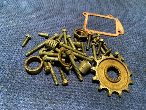 2006 YAMAHA YZ125 OEM MISC MOTOR ENGINE HARDWEAR BOLTS OEM YAMAHA YZ125 OEM