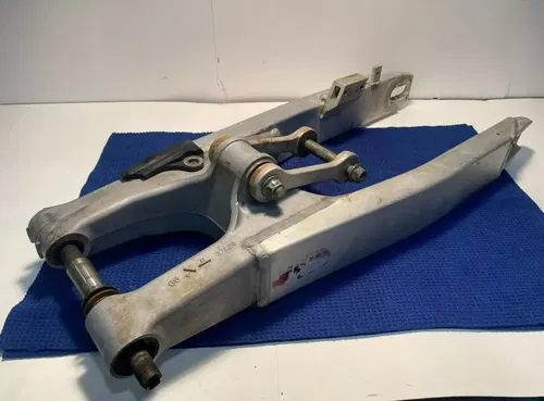 96 - 00 2000 SUZUKI RM125 RM 125 SWINGARM SWING ARM OEM 61000-37E10 OEM #2