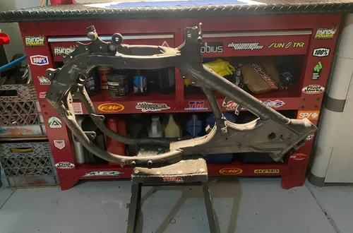98 Suzuki RM250 RM 250 OEM Main Frame Chassis Body Engine Cradle 98 OEM RM250 #2