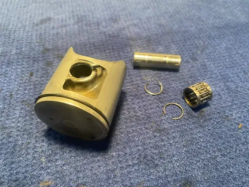 2015 YZ125 YAMAHA TOP END PISTON PIN CLIP ASSEMBLY YZ YAMAHA PISTON 2015