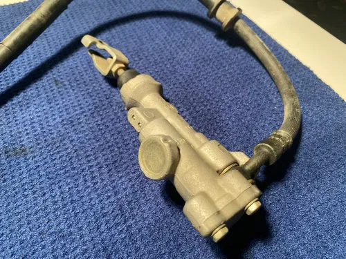 2011 CRF450R Rear Brake Assembly OEM Caliper Master Cylinder Brakes Honda CRF