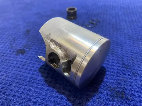 2004 Yamaha YZ85 OEM PISTON PIN CLIP ASSEMBLY YZ85 YAMAHA TOP END KIT 2004 YZ 85