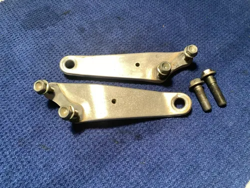 2011 Honda CRF450R Engine Motor Mount Hanger Plate Bolt NUT ASSEMBLY OEM MOUNTS