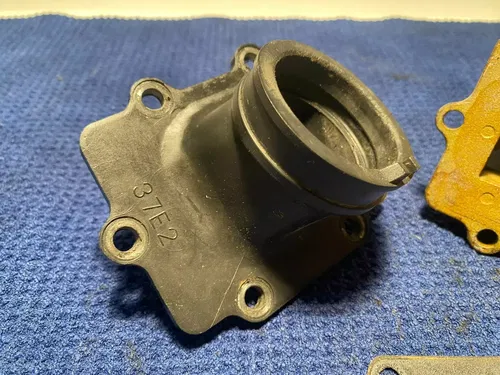1999 SUZUKI RM 250 RM250 OEM REEDS AND HOUSING ASSEMBLY OEM REEDS SUZUKI RM250