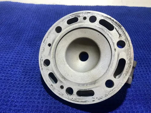 2000 YZ250 CYLINDER HEAD CAP POLISHED GENUINE OEM YAMAHA YZ 250 CYLINDER HEAD #2