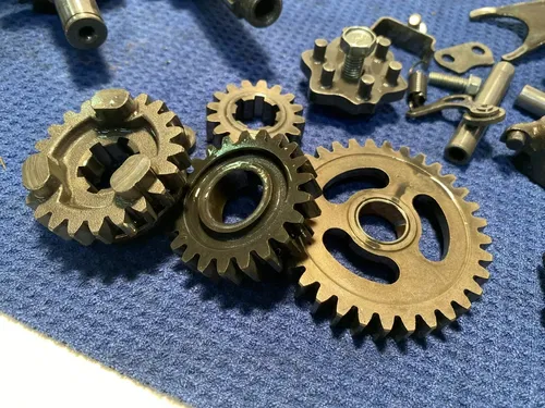 2000 KAWASAKI KX100 OEM ENGINE TRANSMISSION TRANNY SHIFT FORKS ASSEMBLY GEARS