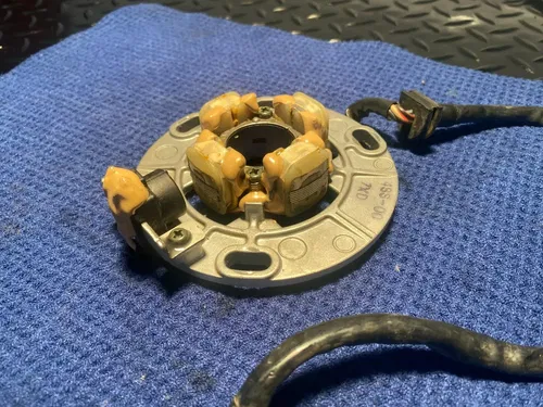 1999 YAMAHA YZ125 STATOR MAGNETO GENERATOR ALTERNATOR OEM YAMAHA