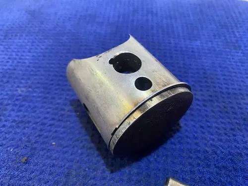 1998 YZ 125 YAMAHA PISTON PIN AND BEARING ASSEMBLY YZ 125 YAMAHA PISTON KIT