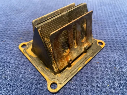 2000 SUZUKI RM125 REEDS ASSEMBLY SUZUKI RM REED CAGE RM125 SUZUKI 2000 RM125 #2
