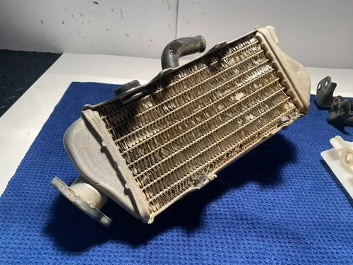 2002 KX85 OEM KAWASKAI RADIATORS MOUNTS GUARDS ASSEMBLY OEM KAWASAKI KX85