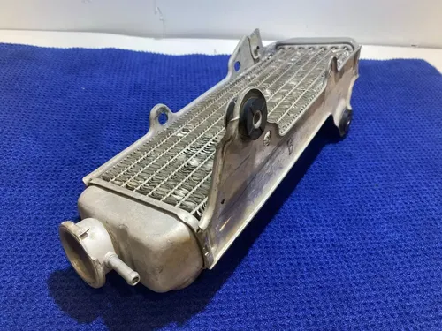 96-02 1998 CR80R 03-07 CR85R RADIATOR ENGINE COOLING AIR FLOW OEM CR80 RADIATOR