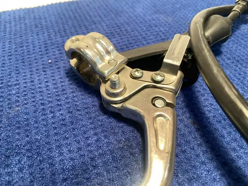 2006 Yamaha Yz85 CLUTCH LEVER AND CABEL ASSEMBLY BLUE LEVER YAMAHA YZ85 YAMAHA