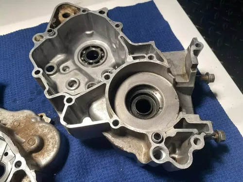 1997 93-01 YZ80 ENGINE SET CRANKCASE BOTTOM END GEAR BOX CARTER 4ES-15121-02-00