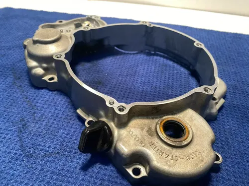 2002 00-02 KX125 KX 125 Inner Intermediate Clutch Cover Water Pump Housing Case