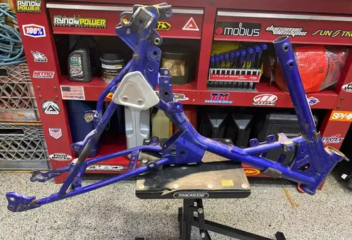 2003 Yamaha TTR 125 MAIN FRAME CHASSIS OEM FRAME YAMAHA TTR 125 WITH/PAPERS