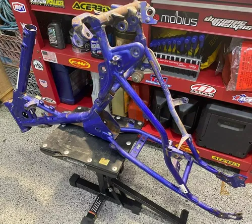 2003 Yamaha TTR 125 MAIN FRAME CHASSIS OEM FRAME YAMAHA TTR 125 WITH/PAPERS