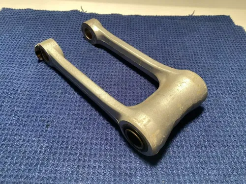 2004 04 YZ450F YZ250 Rear Shock Linkage Cushion Link Connecting Rod Swingarm