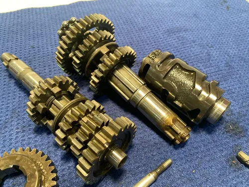 2003 YAMAHA TTR125 TTR125E OEM ENGINE TRANSMISSION TRANNY ASSEMBLY OEM YAMAHA