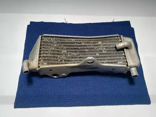 2004 Yamaha OEM YZ450f LEFT Engine Motor Cooling Cooler Radiator OEM