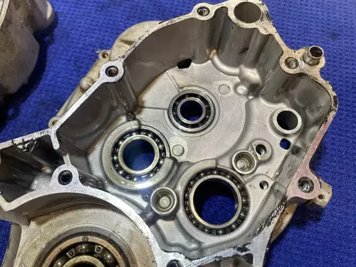 2007 Kawasaki KX85 KX 85 ENGINE MOTOR CRANKCASE CRANK CASES Left Right Case